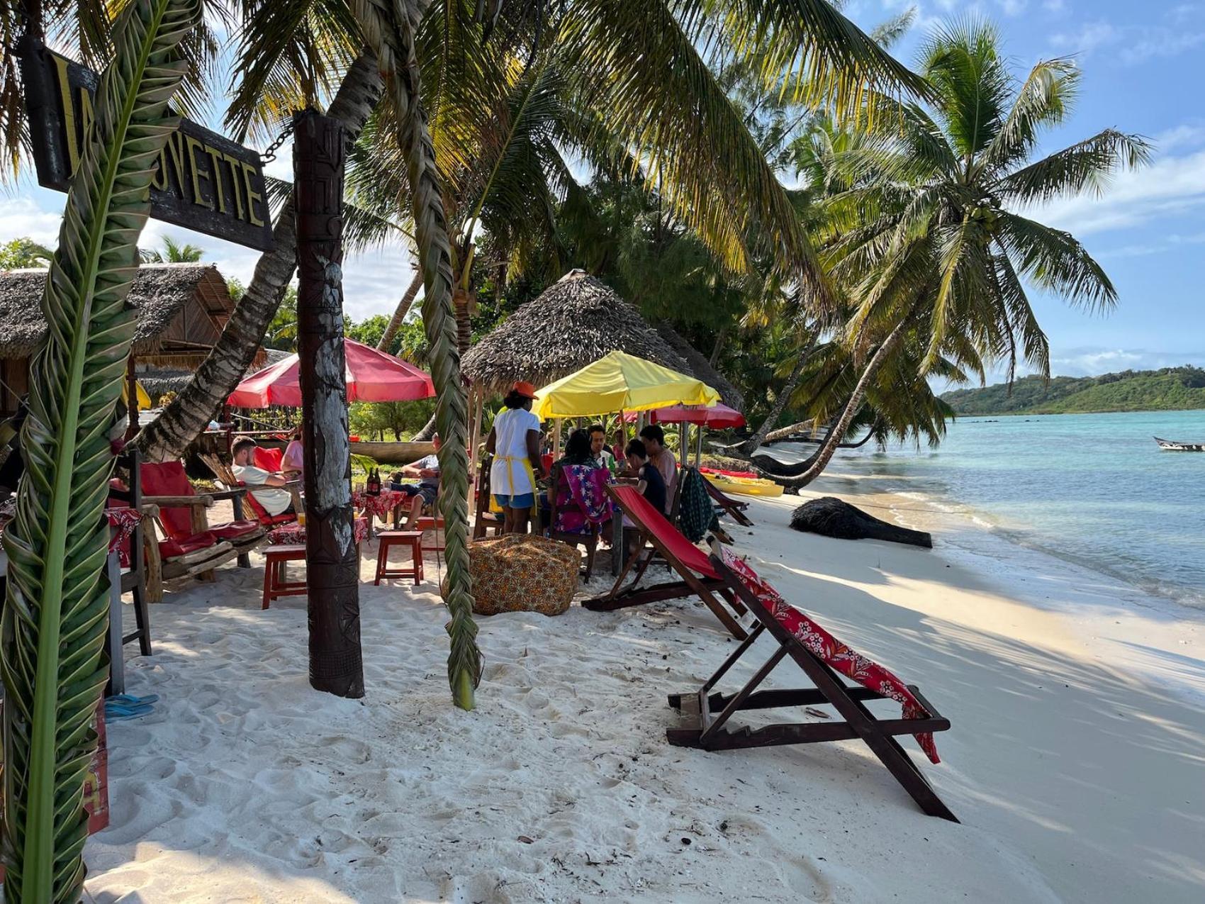 La Buvette Hotel Ile aux Nattes Exterior photo